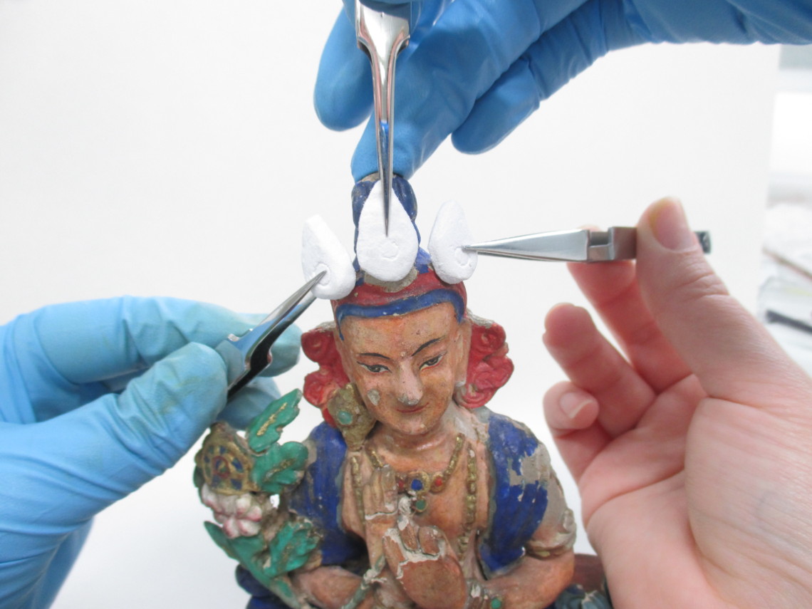 Reconstruction of ornaments